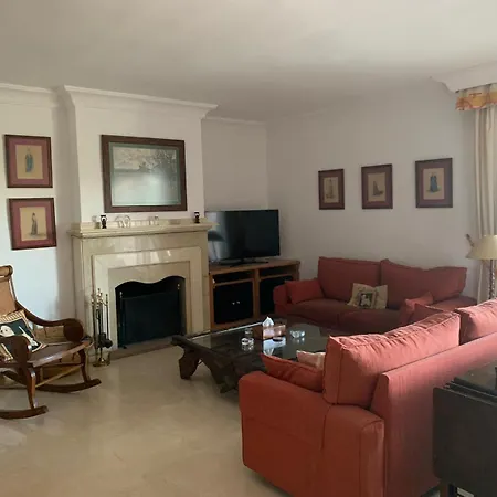 Quetzal Golf & Beach House * Marbella
