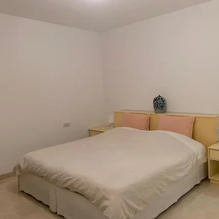Quetzal Golf & Beach House Apartment Marbella