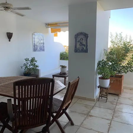 Quetzal Golf & Beach House Apartment Marbella